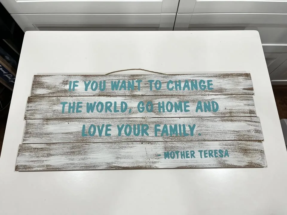 Wooden Wall Decor - Mother Teresa Quote image indicator(3)