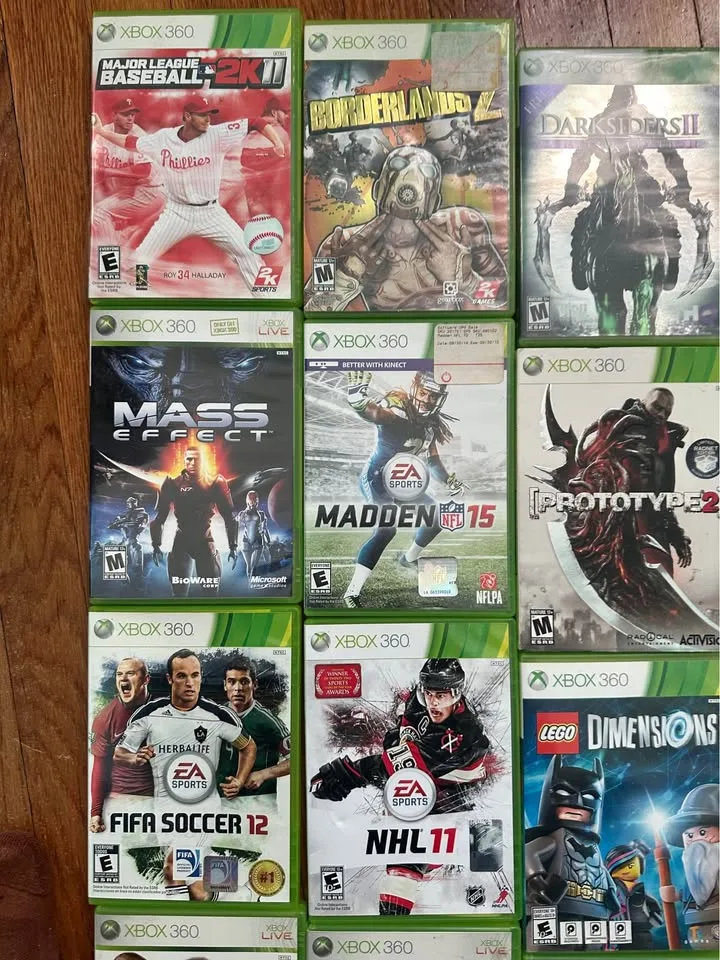 Xbox 360 Games Lot image indicator(2)