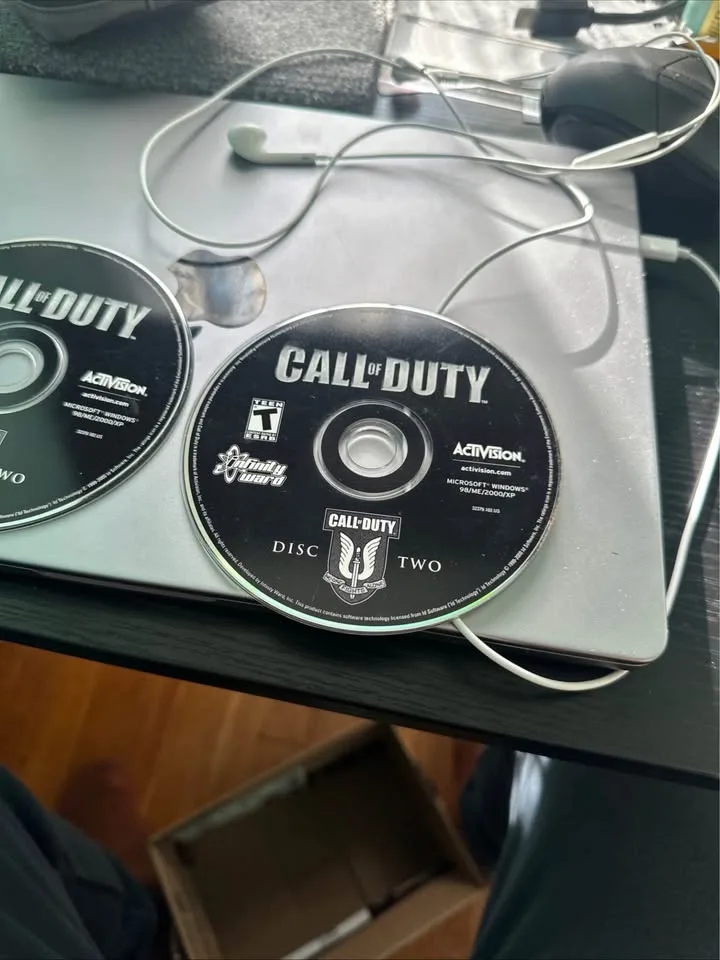 Xbox 360 Games Lot image indicator(8)