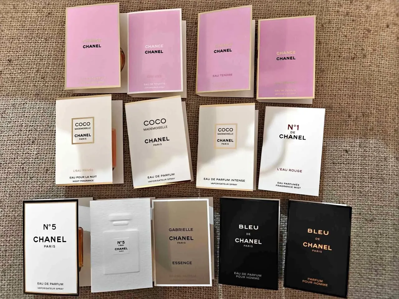 CHANEL 13pc 1.5ml Sample Set | Firm $89.99