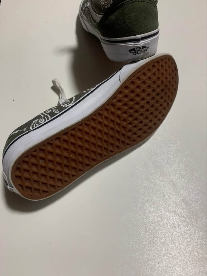 Vans Old Skool Olive Paisley — Size 10 (Great Condition) - photo 4