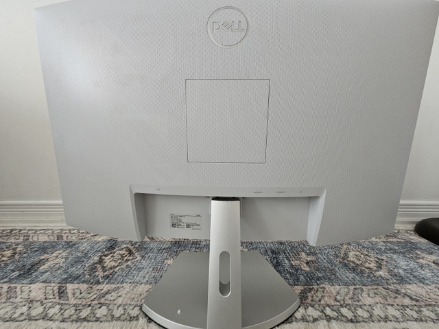 Dell 32” Curved Monitor S3222HN – Broken Screen – For Parts Only - photo 3