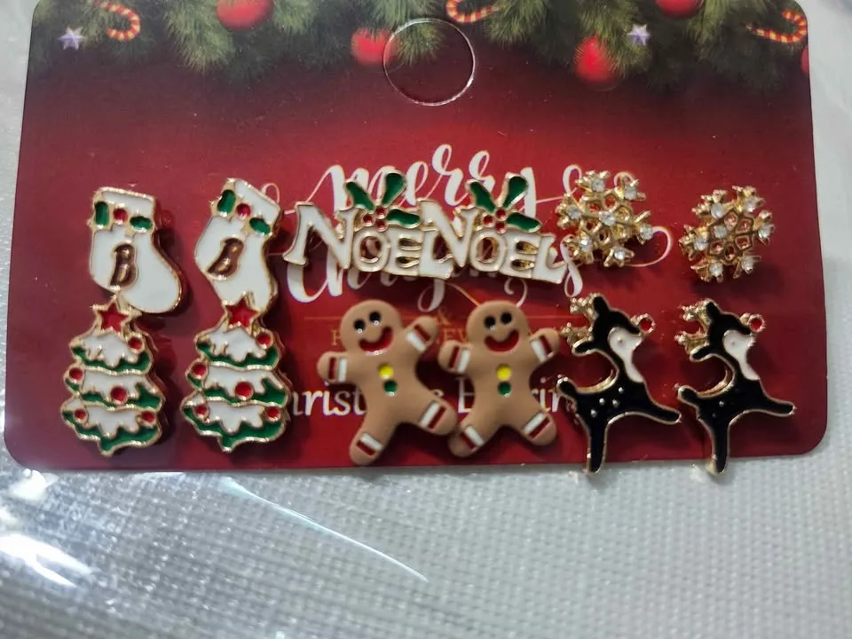 🎄✨ 6 Pairs Christmas Earrings Set – 2 Designs Available! ✨🎅 image indicator(5)