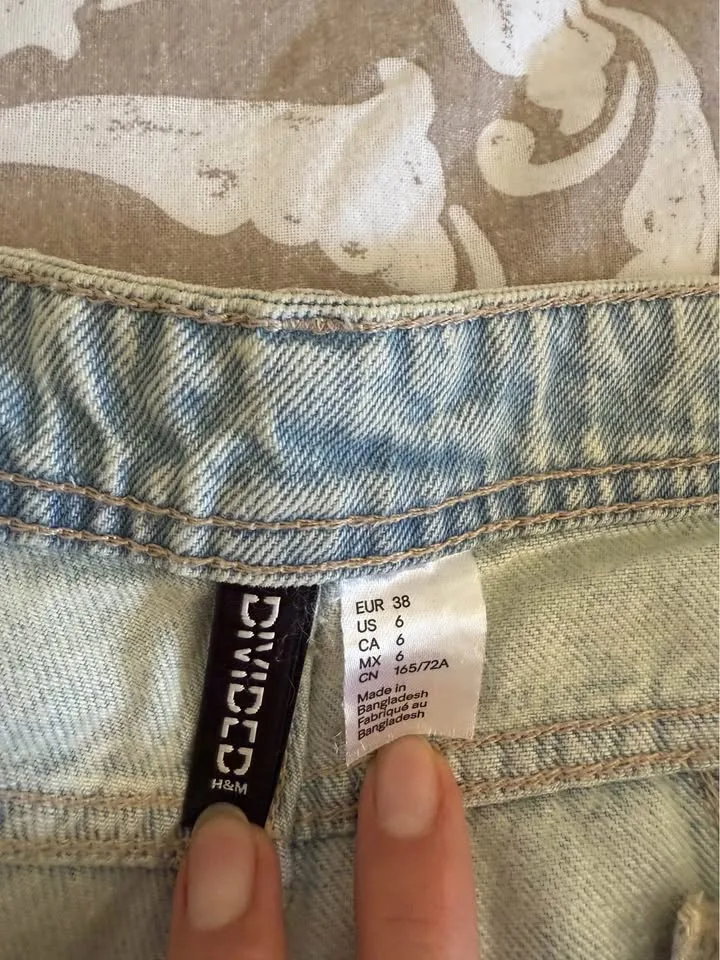 H and m pants image indicator(2)