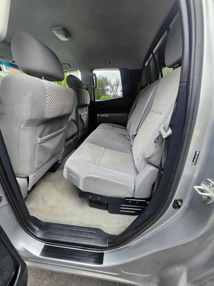 2010 Toyota Tundra Double Cab image indicator(9)