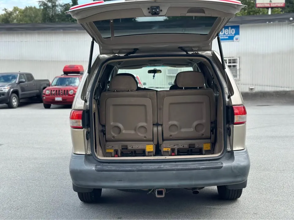 2001 Toyota Sienna image indicator(4)