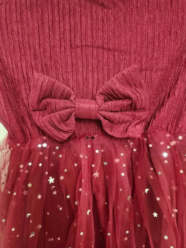🎀 Beautiful Burgundy Sparkle Party Dress – Size 5-6 Years 🎀 image indicator(2)