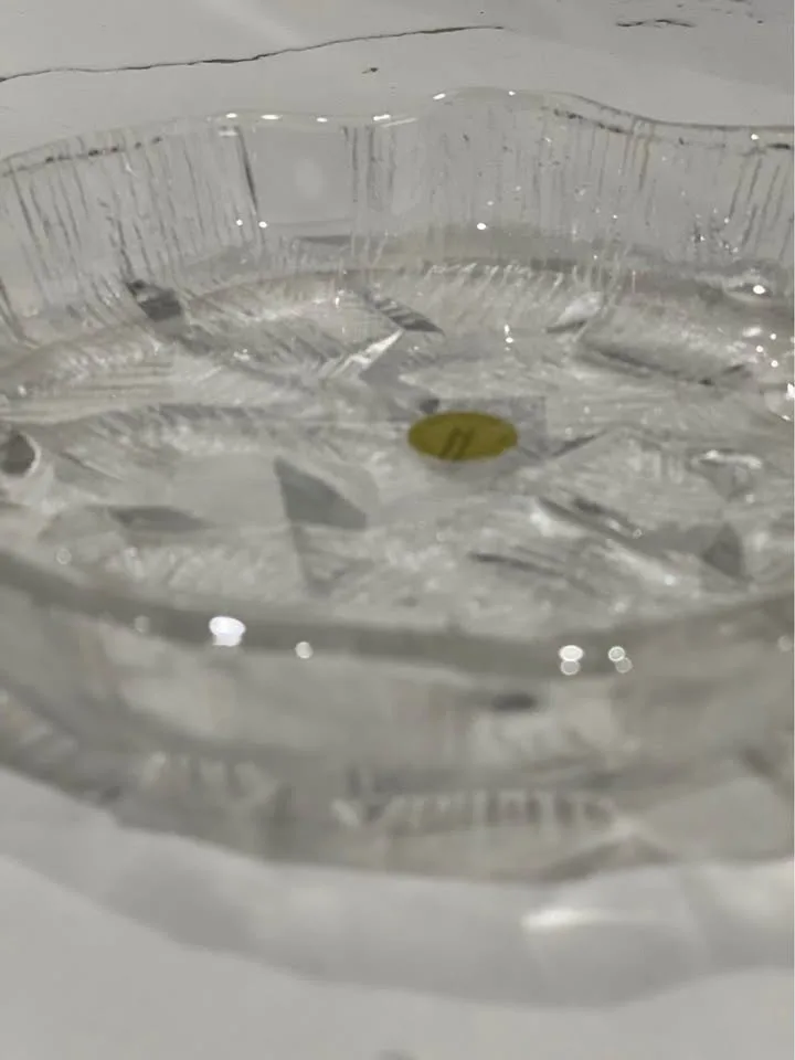 Vintage "Hoya" Crystal Ice Castle Bowl 6.25” Made in Japan image indicator(3)