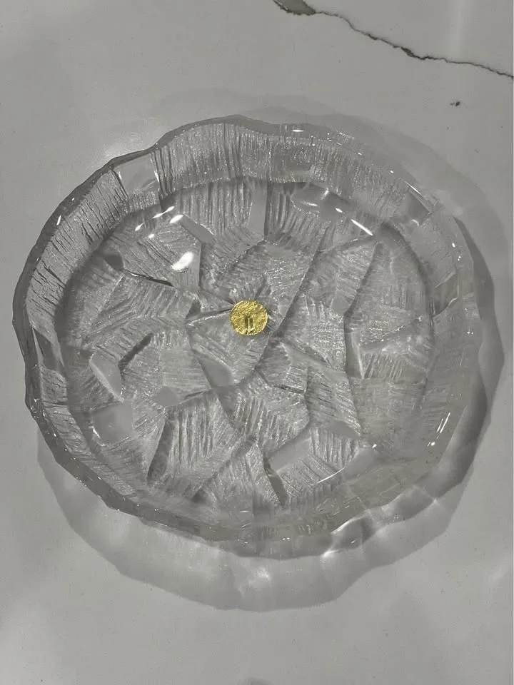 Vintage "Hoya" Crystal Ice Castle Bowl 6.25” Made in Japan image indicator(4)