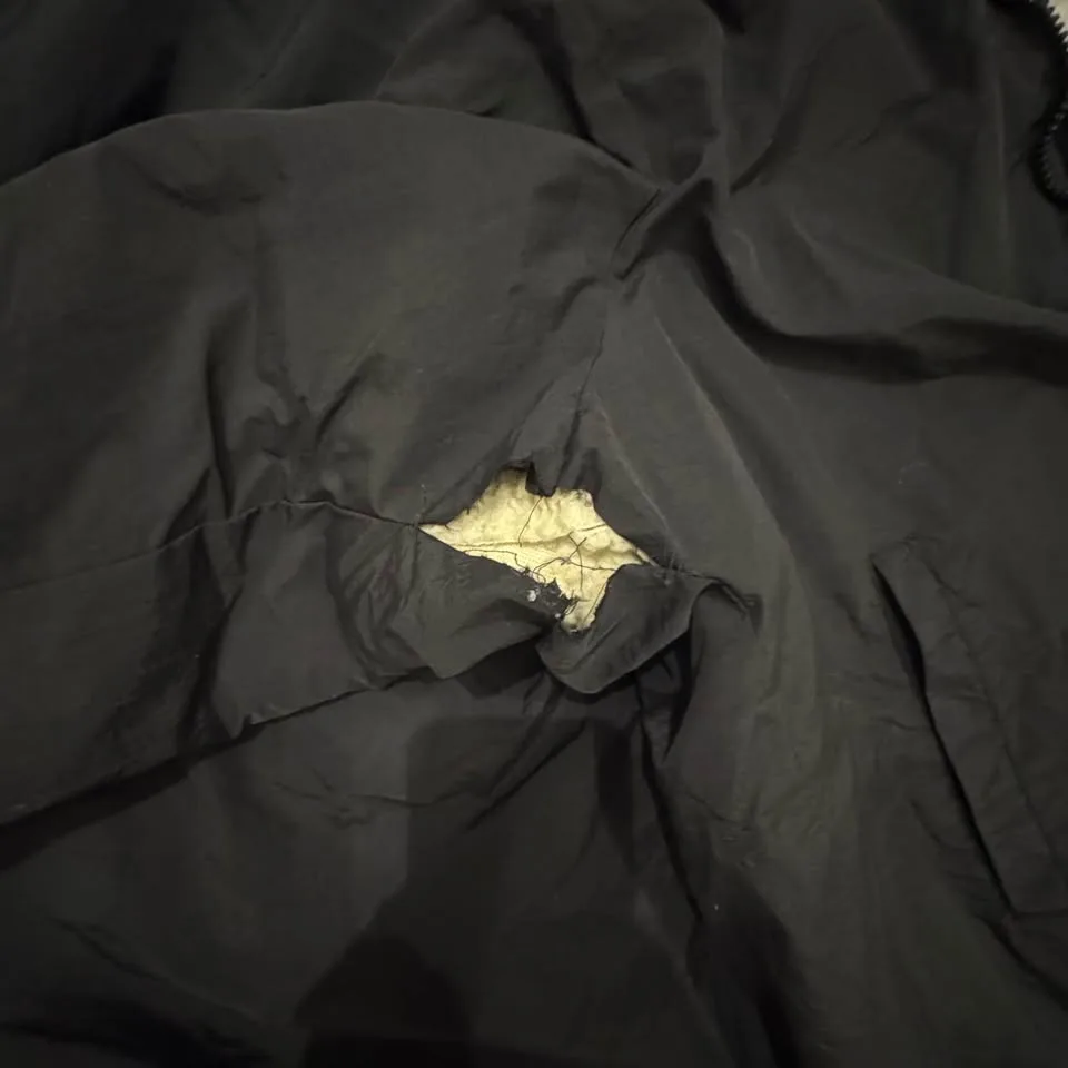 8ball fleece Large image indicator(3)