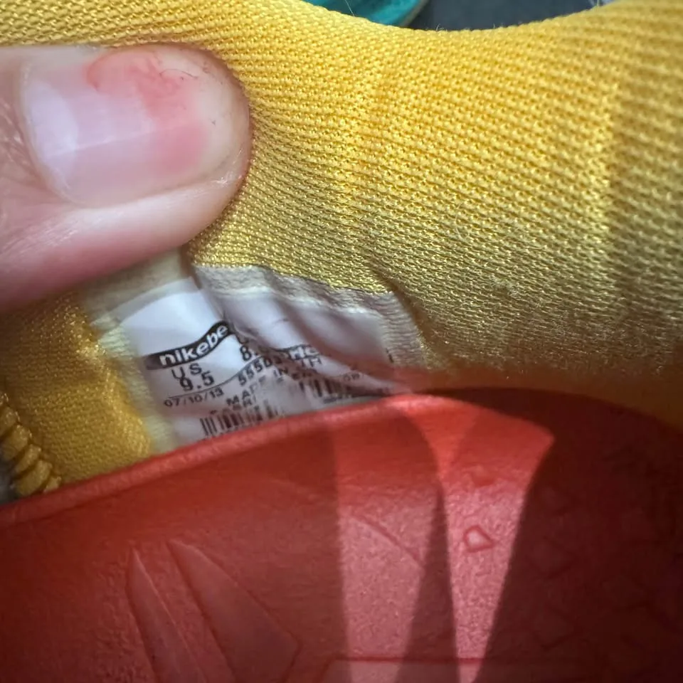 Basketball shoes fits like size 10 rep image indicator(3)