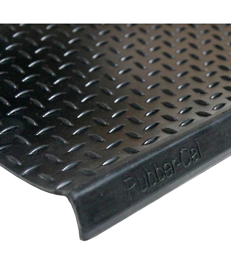 Rubber-Cal Diamond-Plate Stair Treads - 6 Pack