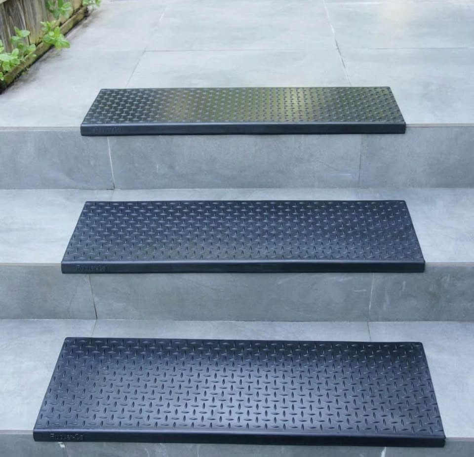 Rubber-Cal Diamond-Plate Stair Treads - 6 Pack - photo 2