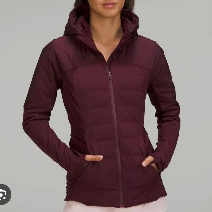 NWT Lululemon Down for it All Jacket - Size 4, Cassis image indicator(4)