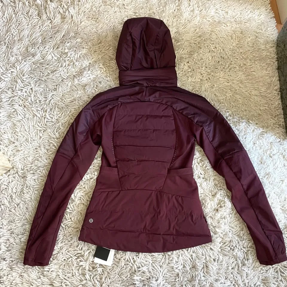 NWT Lululemon Down for it All Jacket - Size 4, Cassis image indicator(8)