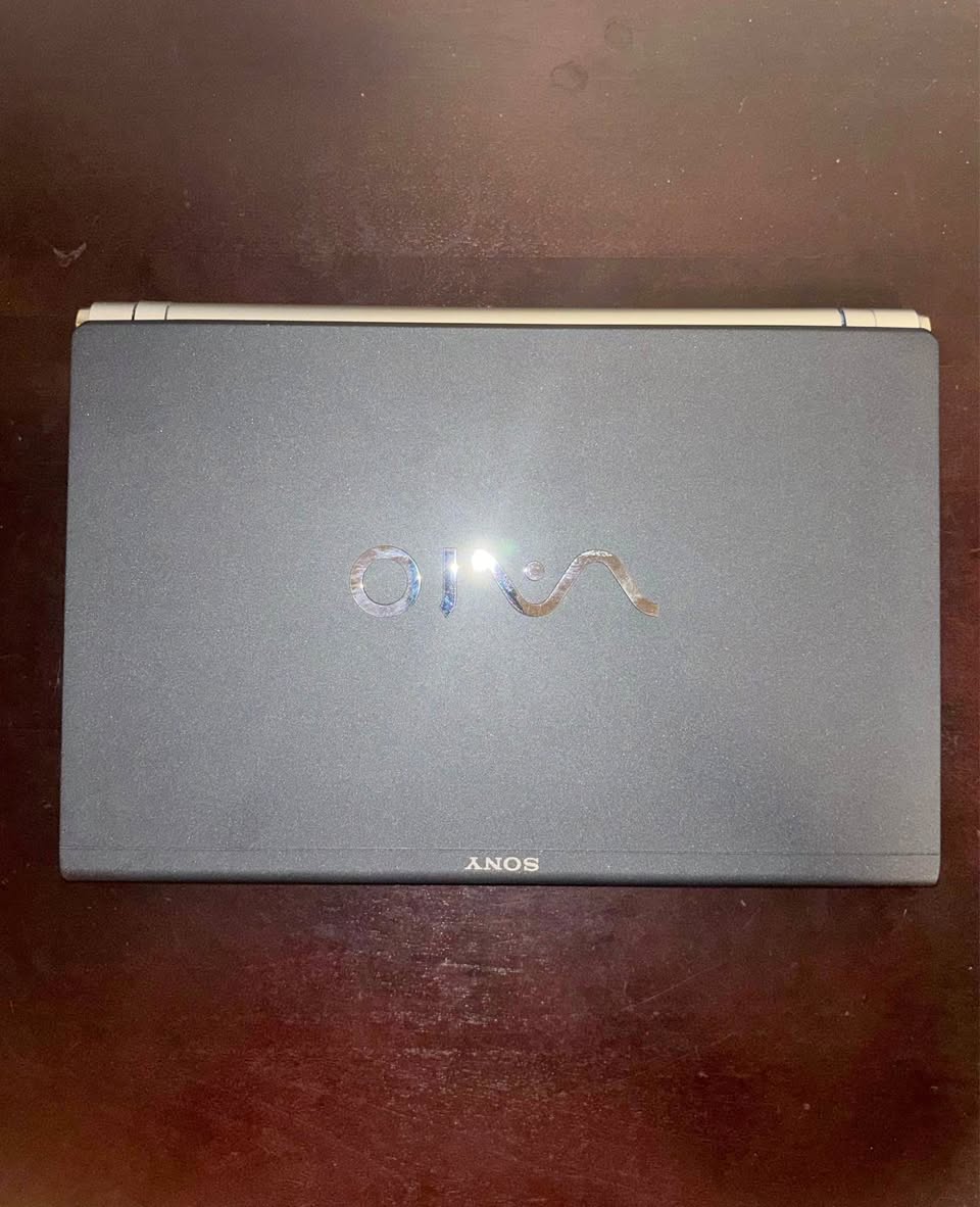 Sony VAIO VGN-Z710DD – Vintage Ultraportable Laptop