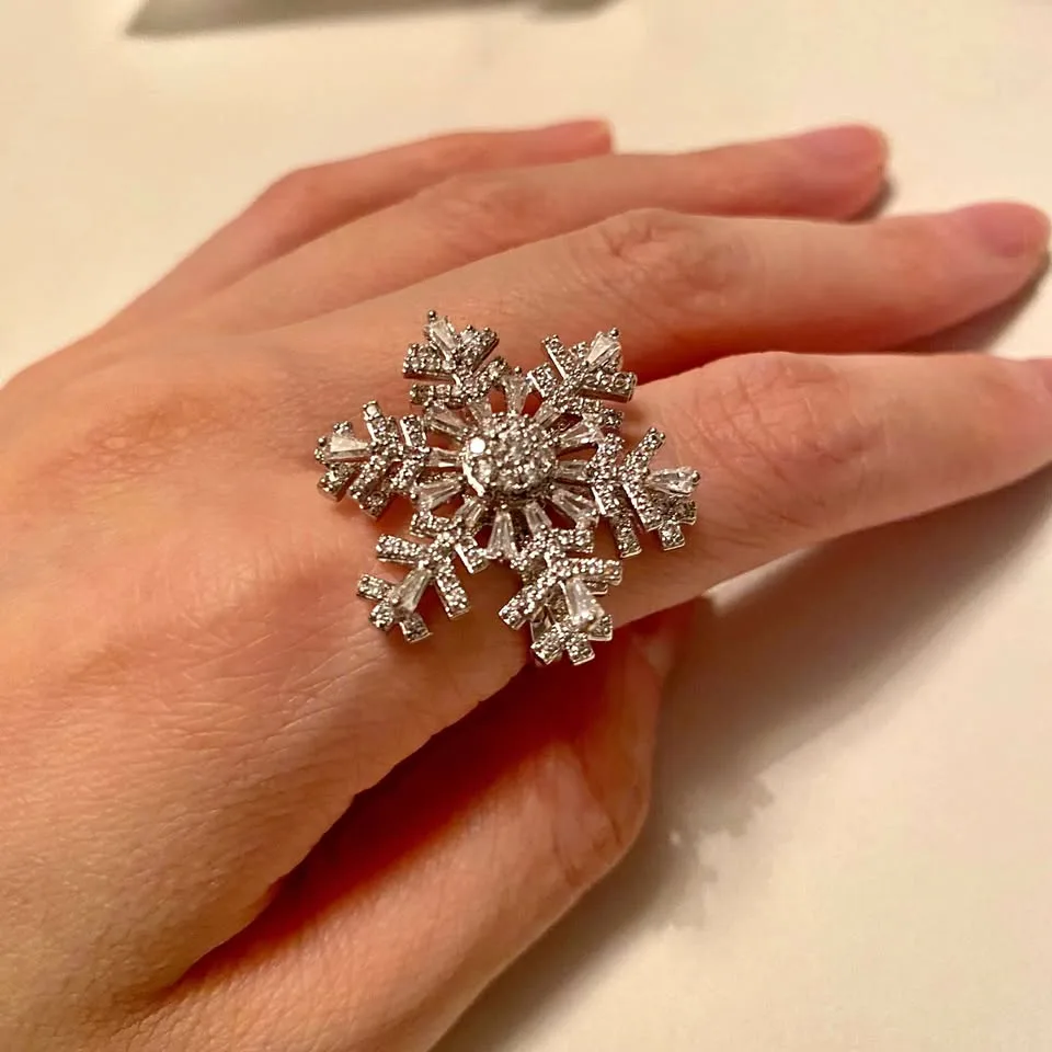 Snowflake ring thumbnail