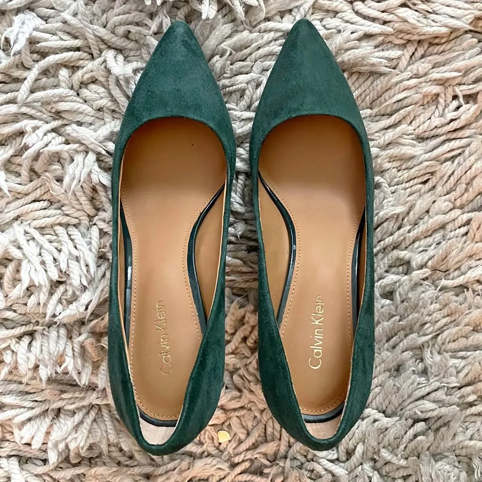 CK Calvin Klein Heels/Pump Size 6 thumbnail