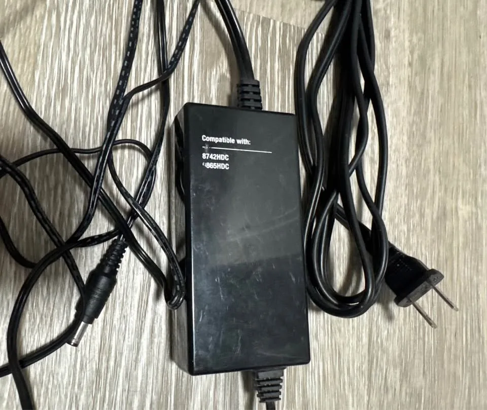 Challenger Cable 12 Volt DC 3 Amp Power Supply image indicator(3)