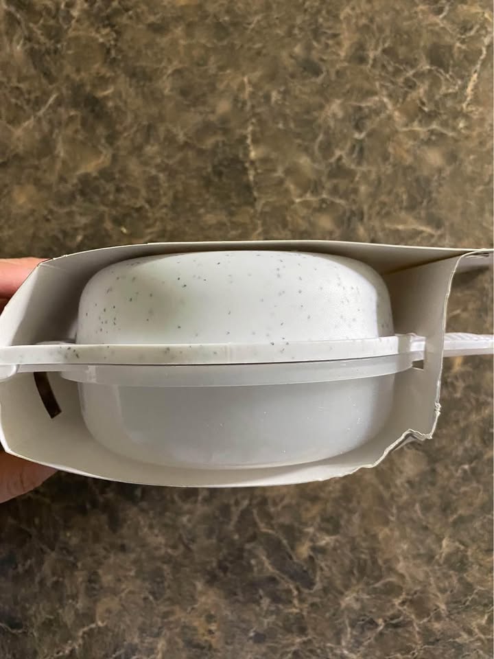 Microwave egg muffin pan NEW - photo 2