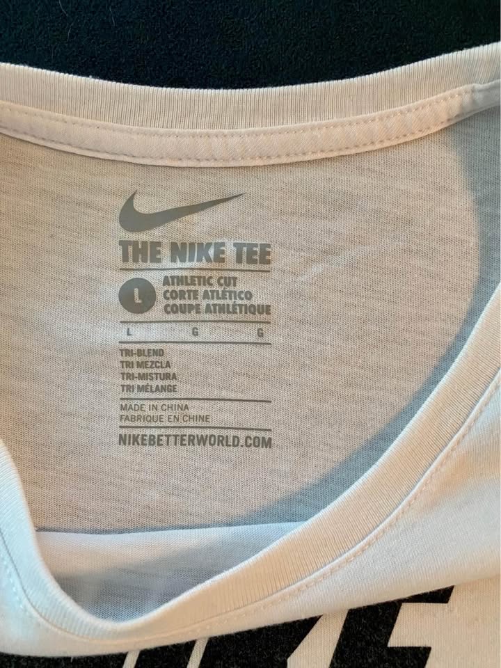 Nike T-shirt Tee Size L - photo 3