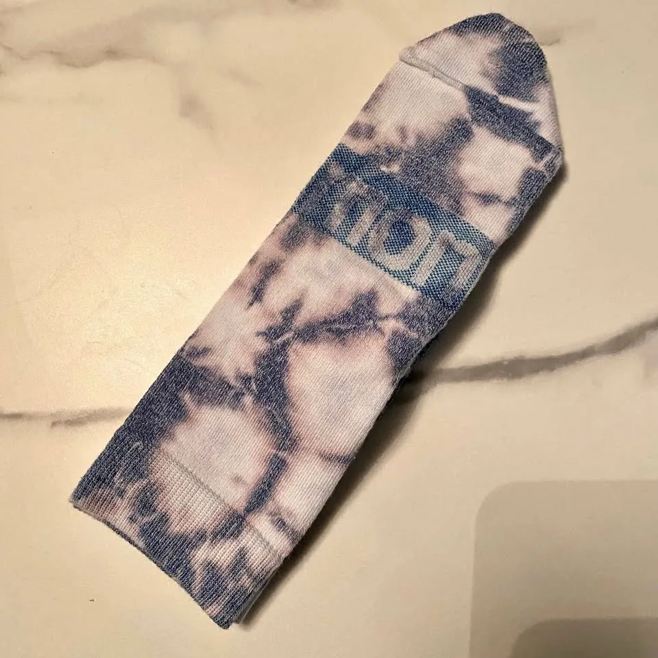 lululemon socks size M thumbnail