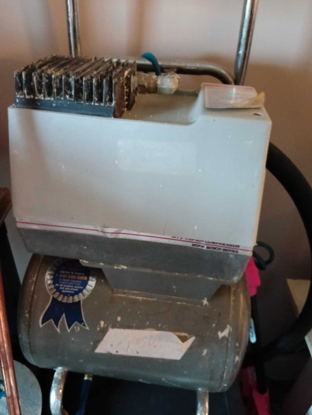 Ingersoll Rand Air Compressor - photo 2