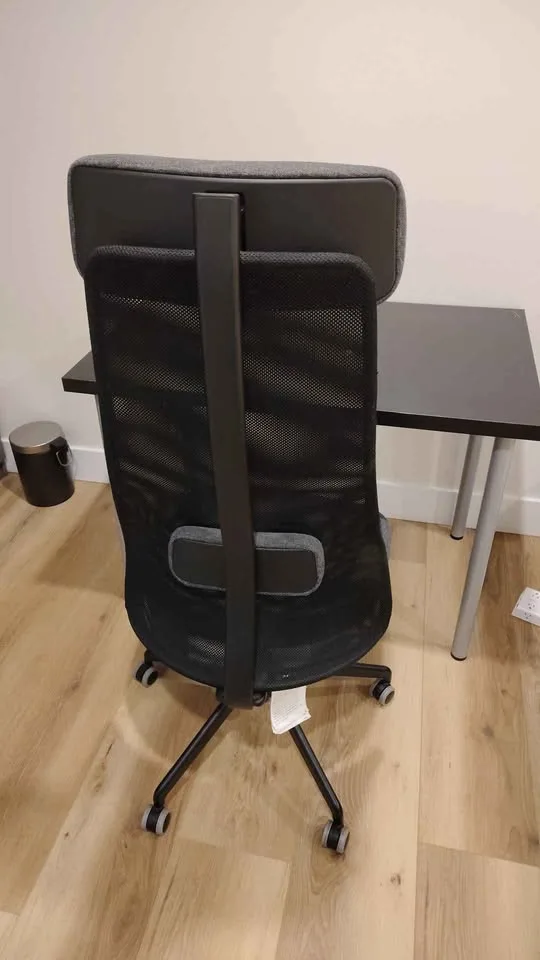 Office chair and table image indicator(4)