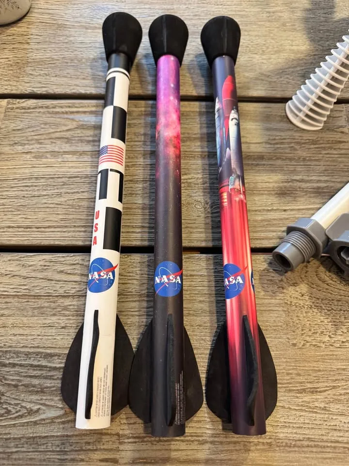 NASA Air Rocket Launcher Kit - Launch Model Rockets image indicator(3)