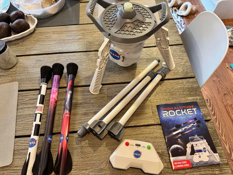 NASA Air Rocket Launcher Kit - Launch Model Rockets image indicator(5)