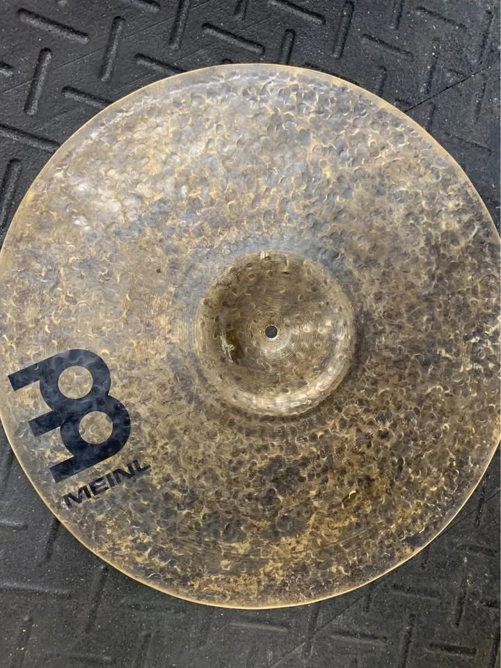 Meinl Byzance 20” dark ride image indicator(2)
