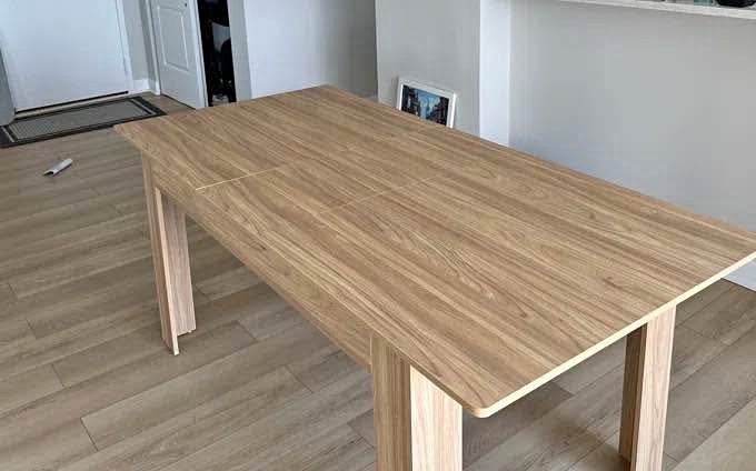 Extendable Dining Table