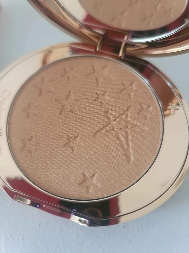 NEW Charlotte Tilbury Highlighter image indicator(5)