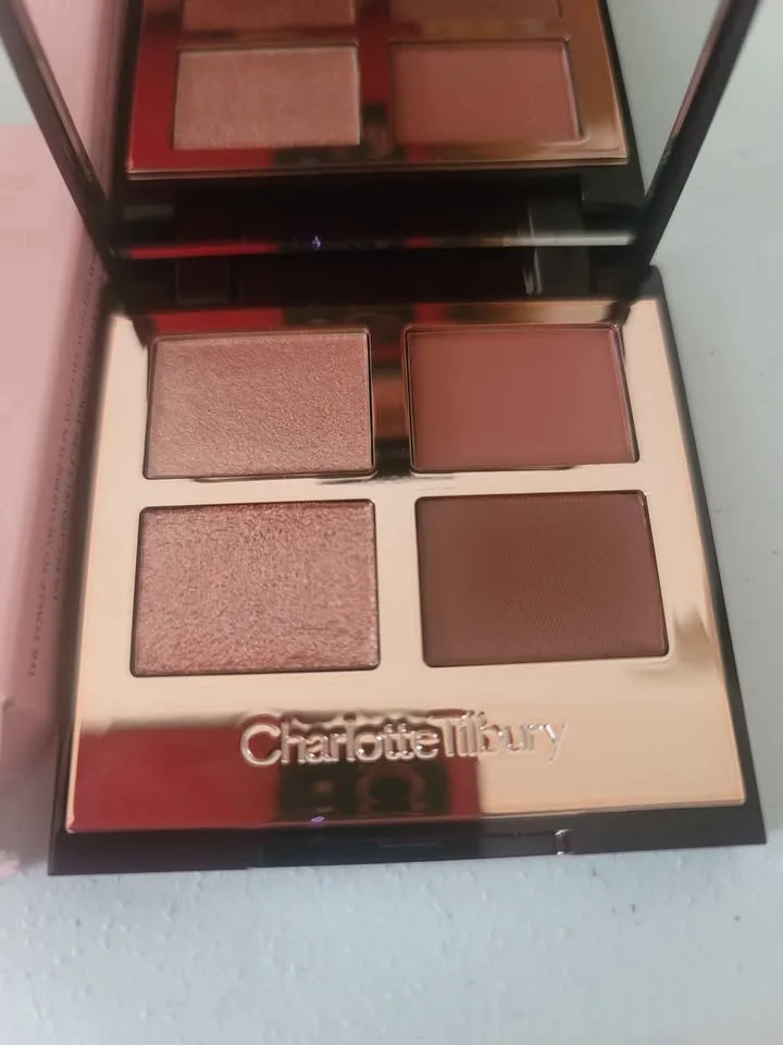 NEW Charlotte Tilbury Pillow Talk Dreams Eyeshadow Palettr image indicator(2)