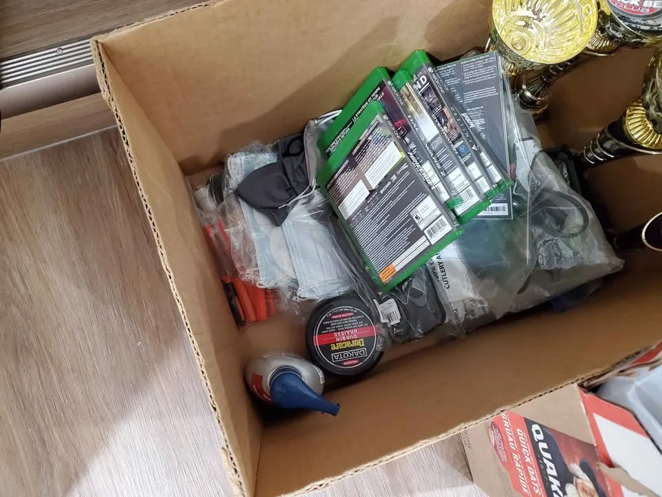 Xbox Games - Halo Wars 2, Destiny 1, Doom, Overwatch 1... image indicator(2)