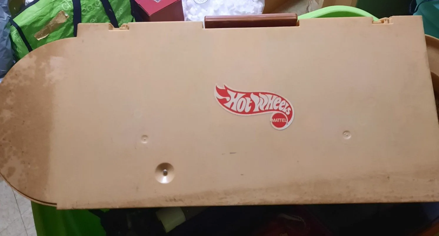 Vintage Hot Wheels Stations image indicator(2)