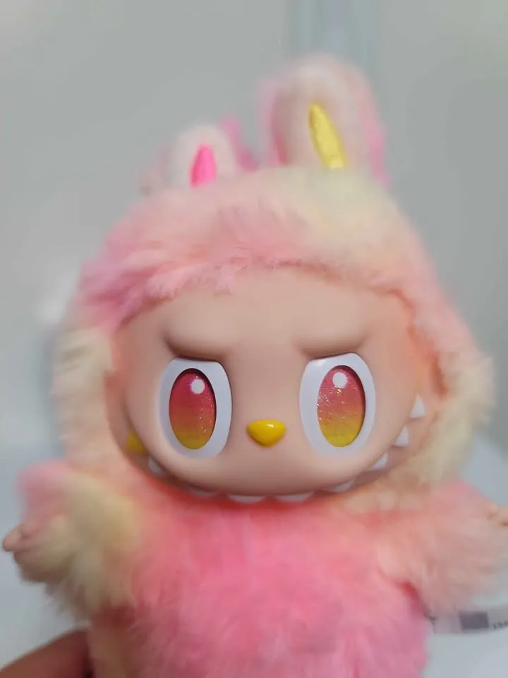 Authentic Popmart Big Into Energy Labubu - Loyalty image indicator(3)