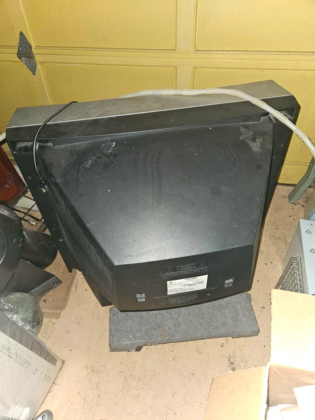 Toshiba tube tv crt - photo 2