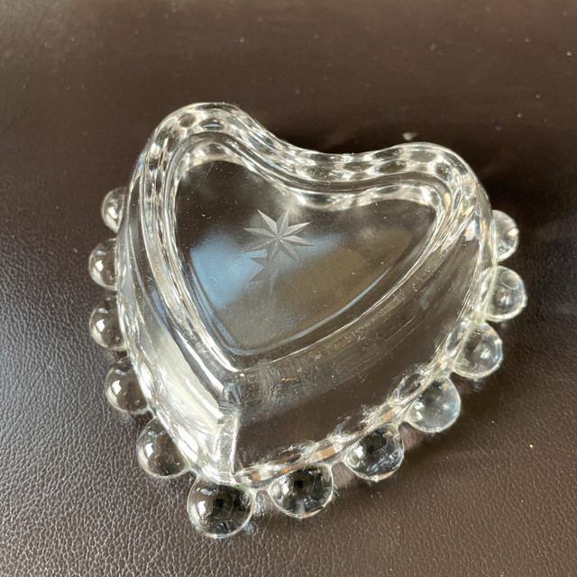 Candlewick Glass Heart Bubble Trinket Dish - photo 4