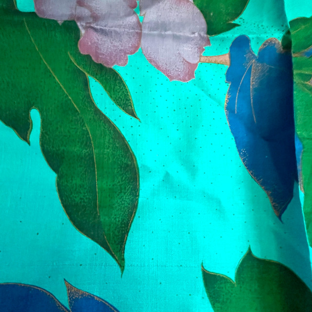 NEW Thai Turquoise Silk Scarf - Floral. 33" x 34.5" - photo 4