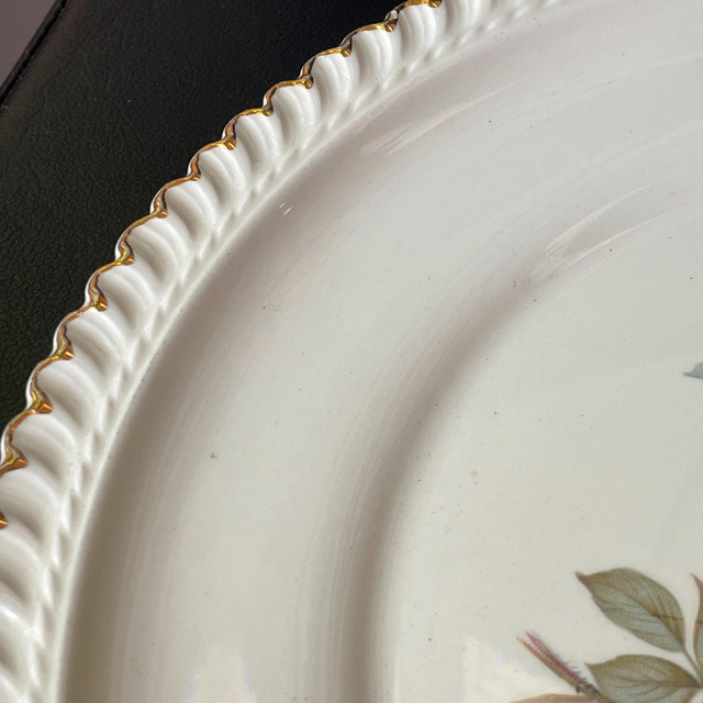 Vintage Harker Pottery Co Wild Rose plate platter 22k gold circa - photo 3