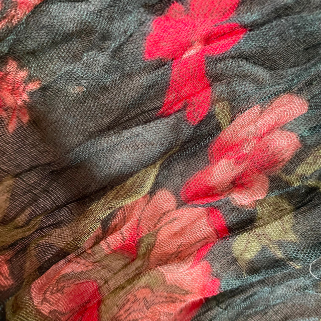 Sheer Floral scarf - 62" x 20" - photo 3