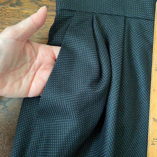 Designer Skirt by David Szeto Paris-Silk/Wool Blend-Size 42 (8) - photo 2