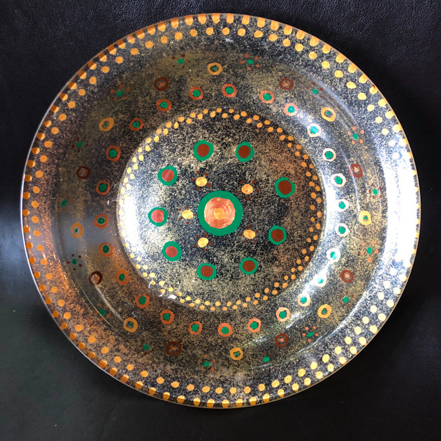 Vintage Hand painted serving bowl dish - 11"