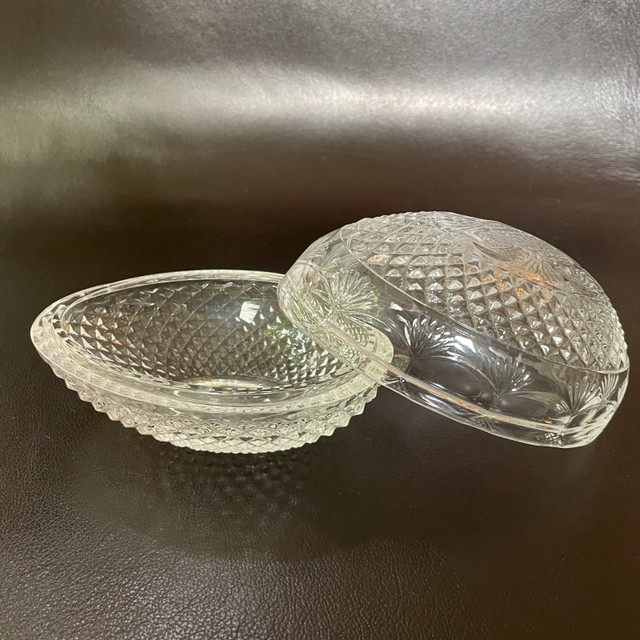 70's Avon Egg Fostoria Crystal-Soap Trinket Candy Dish w/ lid - photo 3