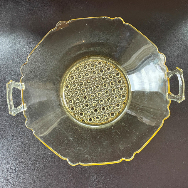 Gorgeous Vintage 1930s Yellow Lancaster Glass Handled Bowl - photo 5