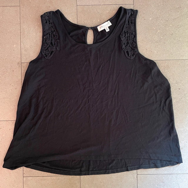 Philosophy Sz. 2X Womens Black Sleeveless Tank Top w/lacy detail
