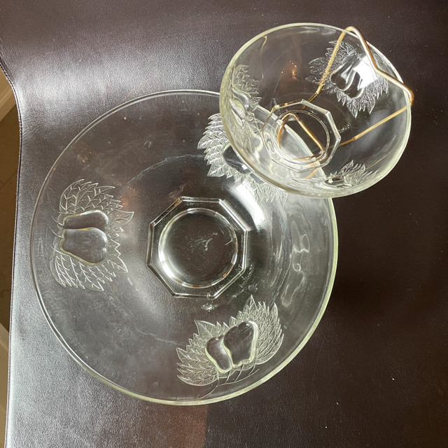 Vintage Clear Glass Chip and Dip Bowl 3 piece set - photo 2