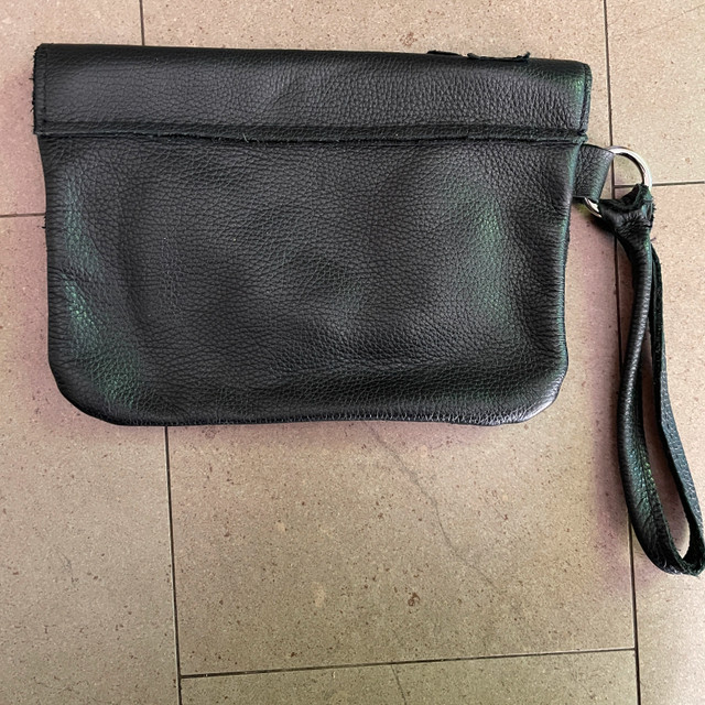 Navy Blue Leather Purse/Clutch with Flower Appliques - photo 2