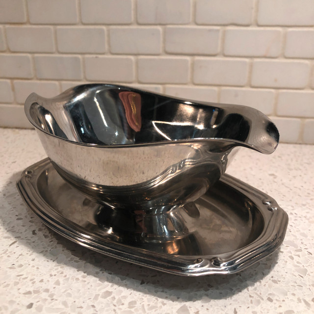 Stainless Steel Gravy Sauce Boat with attached tray/saucer - photo 5
